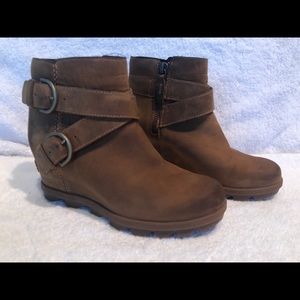 Sorel Joan of arctic wedge 2 buckle elk